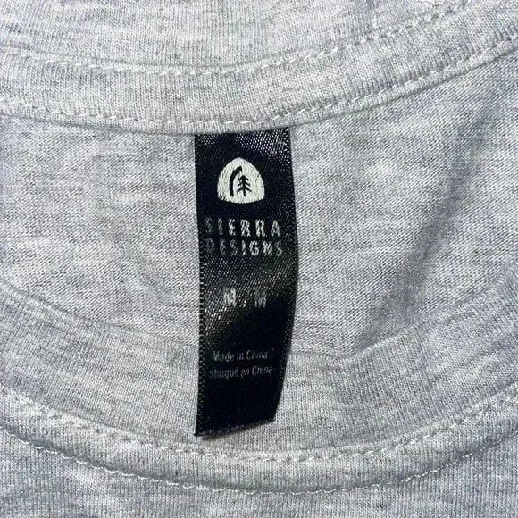 Sierra Designs size medium graphic t-shirt - Picture 2 of 2